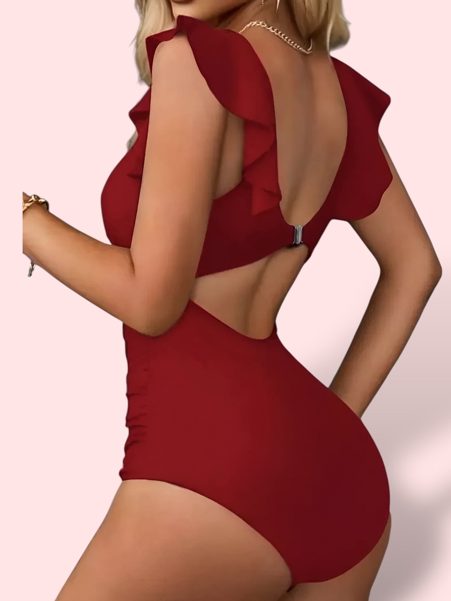 Maillot de bain une pièce noir femme – décolleté plongeant & volants Linoa