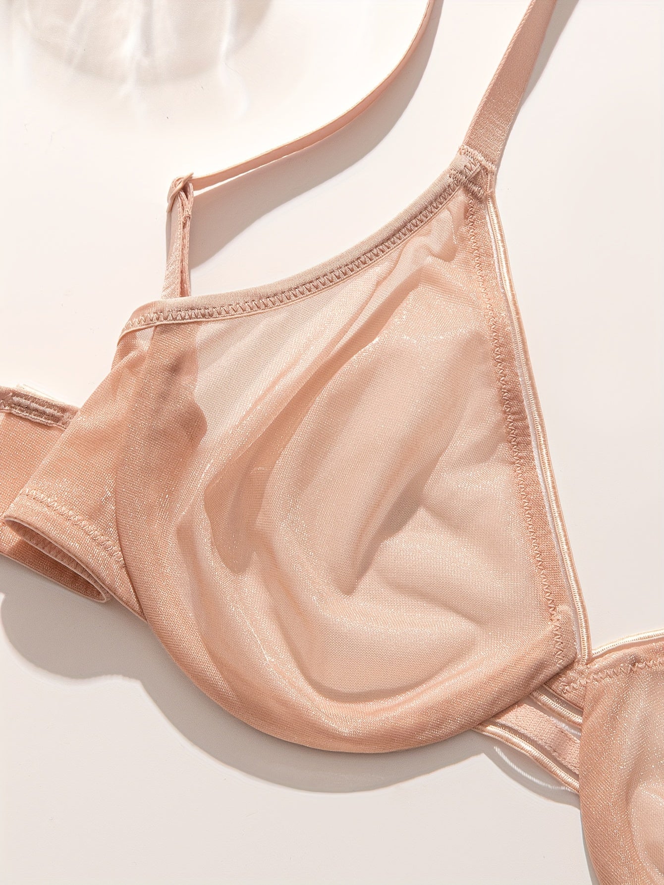 Soutien-gorge satiné sans couture avec armatures